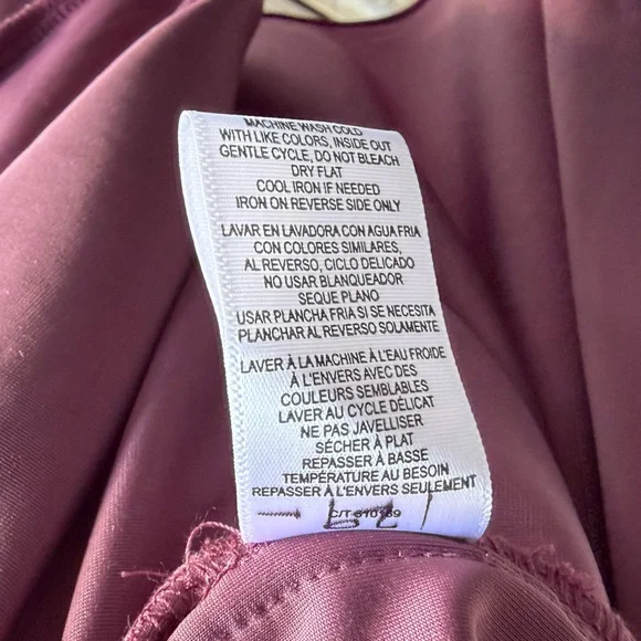 🆕Taylor Petite Velvet Midi Dress Burgundy Wine Slip Size4P Elegant Evening Party - Picture 17 of 17